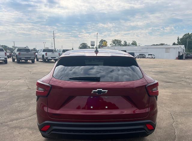 new 2025 Chevrolet Trax car, priced at $23,430