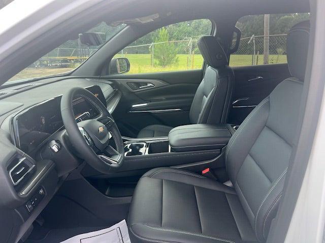 new 2026 Chevrolet Traverse car, priced at $45,345