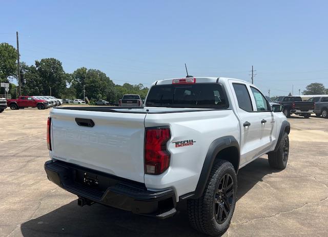 new 2024 Chevrolet Colorado car, priced at $43,040