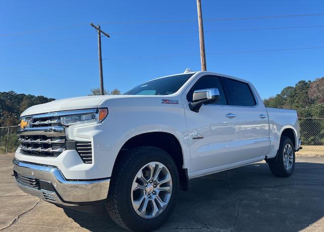 new 2025 Chevrolet Silverado 1500 car, priced at $68,505