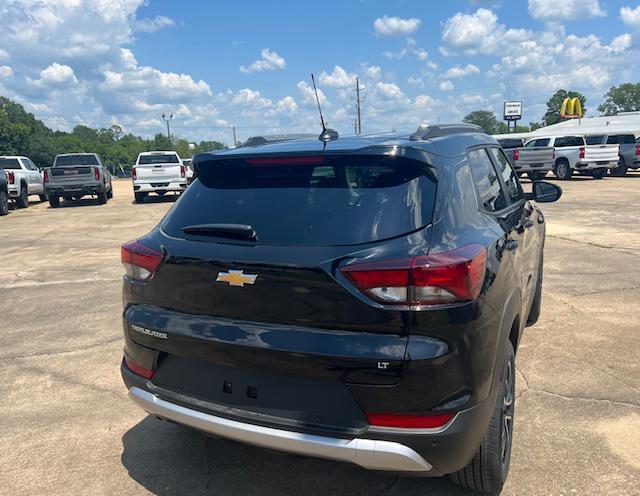 new 2024 Chevrolet TrailBlazer car, priced at $27,975