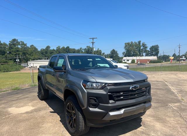 new 2024 Chevrolet Colorado car, priced at $43,040