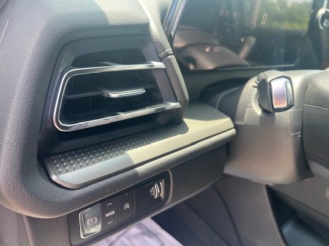 new 2025 Chevrolet Traverse car, priced at $44,060