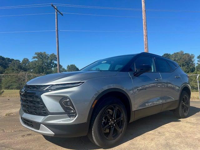 new 2025 Chevrolet Blazer car, priced at $38,130