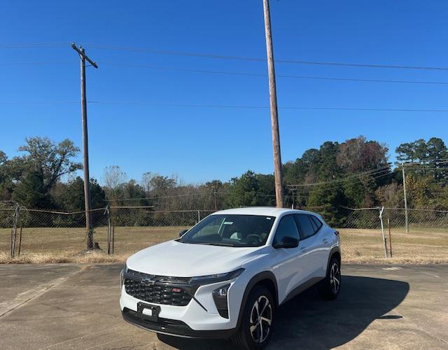 new 2024 Chevrolet Trax car, priced at $23,195