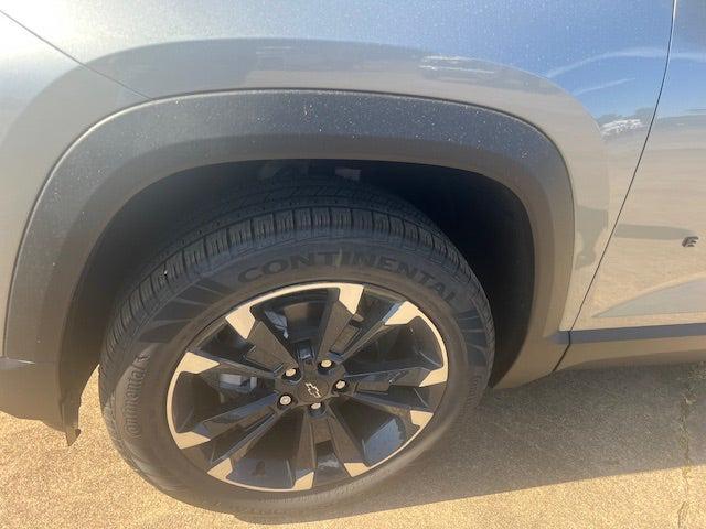 new 2026 Chevrolet Equinox car, priced at $35,940