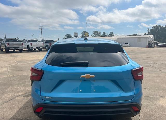 new 2025 Chevrolet Trax car, priced at $22,925