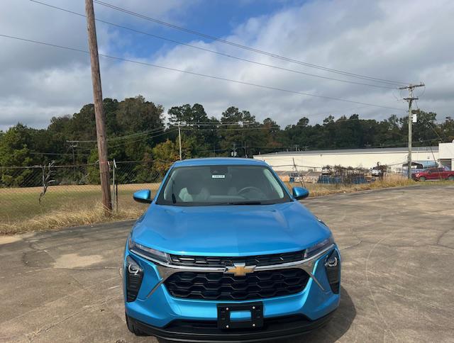 new 2025 Chevrolet Trax car, priced at $22,925