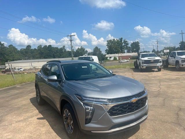 new 2025 Chevrolet Trax car, priced at $25,750
