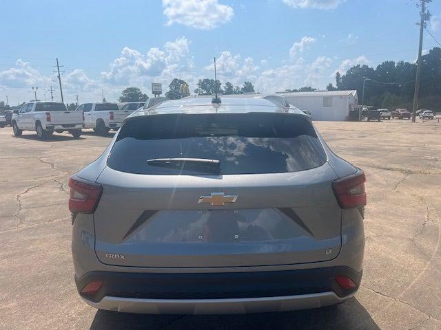 new 2025 Chevrolet Trax car, priced at $25,750