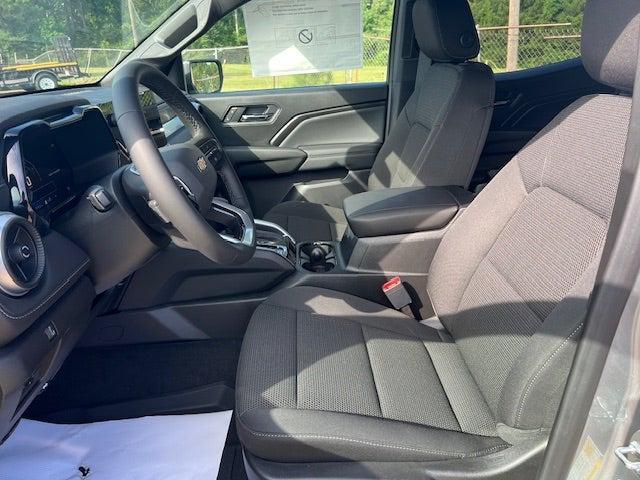 new 2025 Chevrolet Colorado car, priced at $41,630