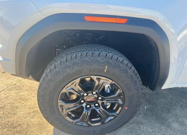new 2025 GMC Canyon car, priced at $40,945