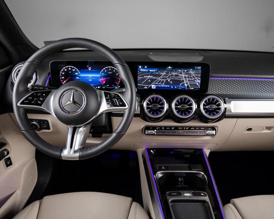 used 2025 Mercedes-Benz GLB 250 car, priced at $48,095