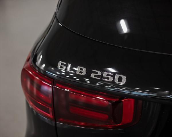 new 2024 Mercedes-Benz GLB 250 car, priced at $51,580