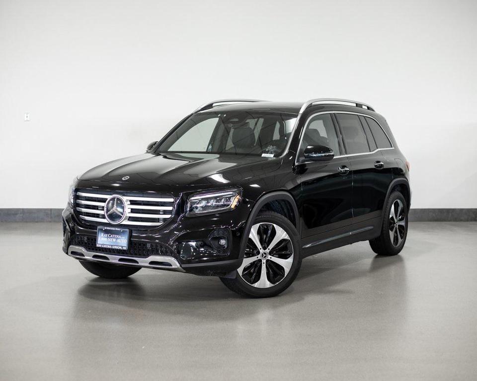 used 2024 Mercedes-Benz GLB 250 car, priced at $41,890
