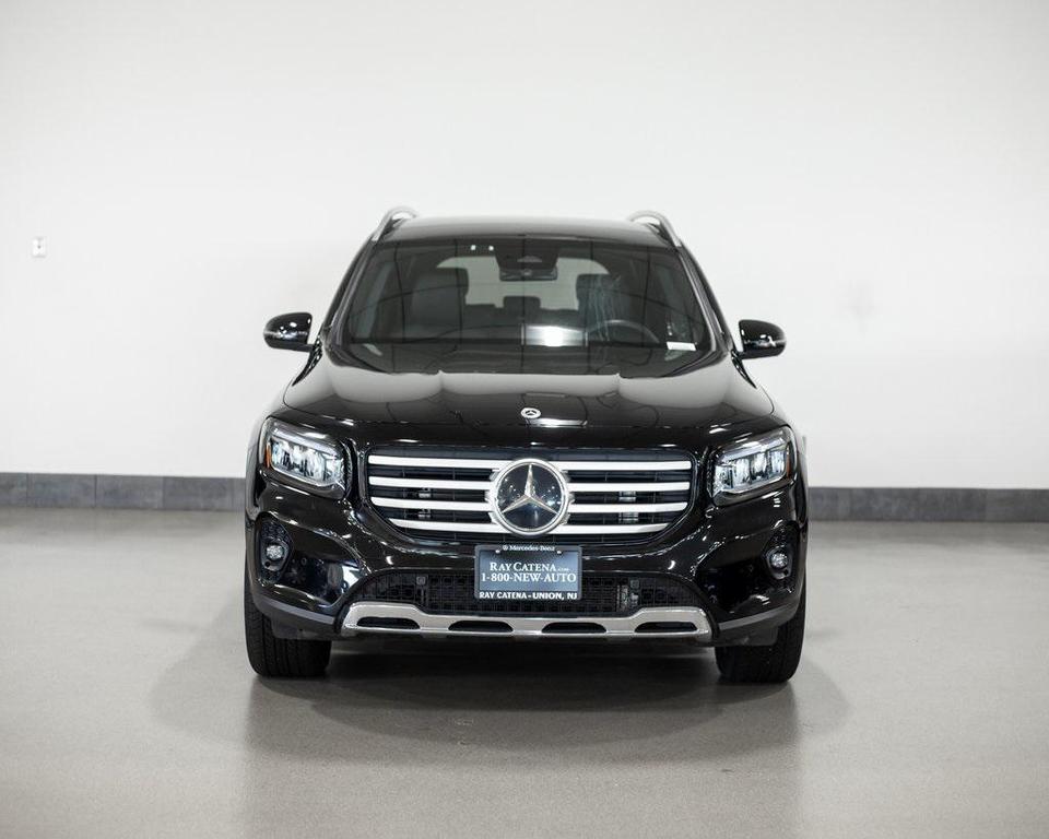 used 2024 Mercedes-Benz GLB 250 car, priced at $41,890