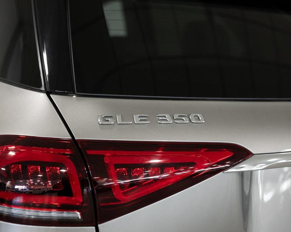 used 2022 Mercedes-Benz GLE 350 car, priced at $40,995