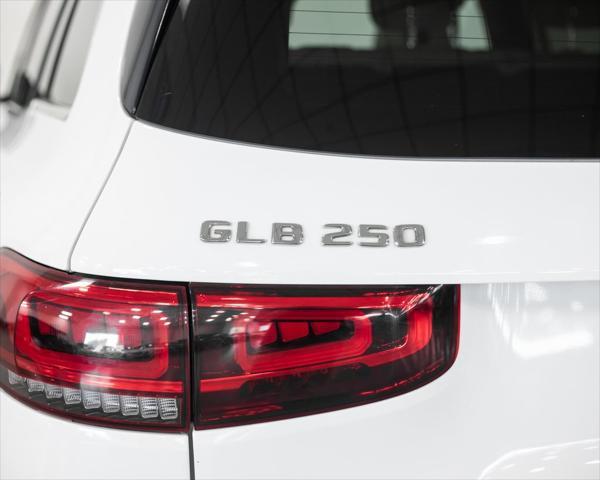 used 2021 Mercedes-Benz GLB 250 car, priced at $30,490