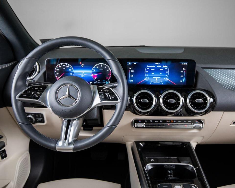 used 2025 Mercedes-Benz GLA 250 car, priced at $41,750