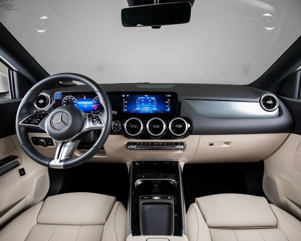 used 2025 Mercedes-Benz GLA 250 car, priced at $41,750