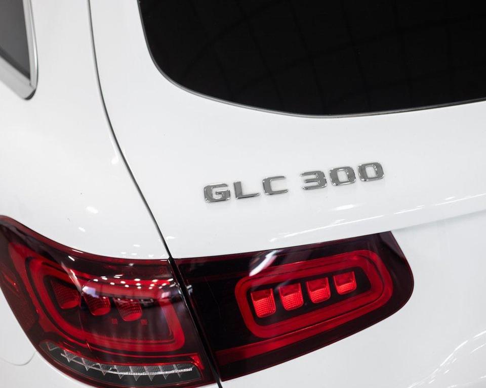 used 2021 Mercedes-Benz GLC 300 car, priced at $29,995