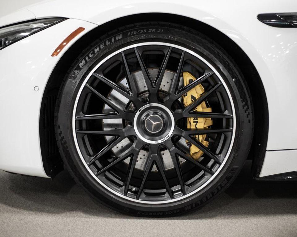 used 2022 Mercedes-Benz AMG SL 55 car, priced at $96,890