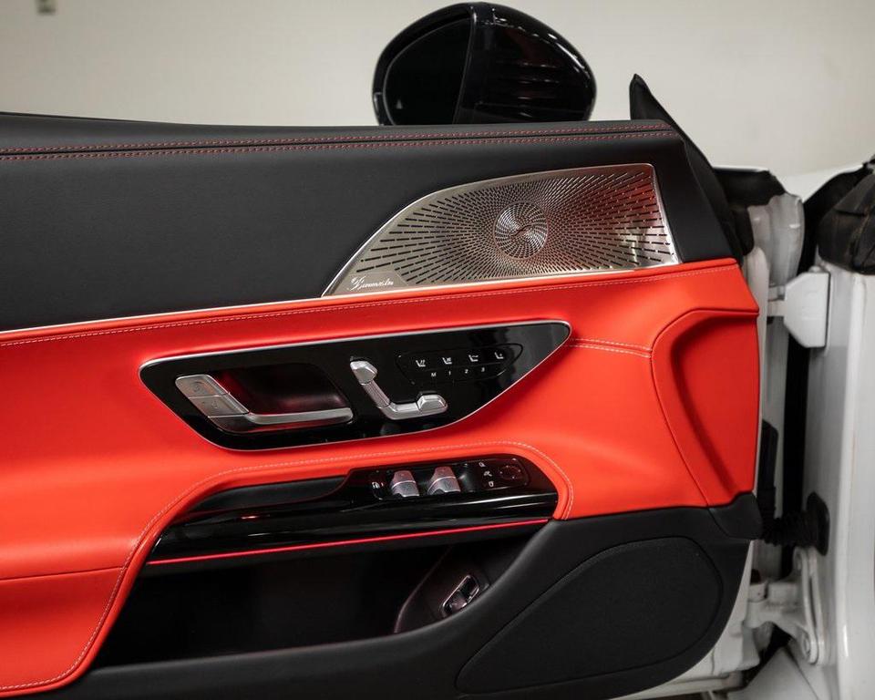 used 2022 Mercedes-Benz AMG SL 55 car, priced at $96,890