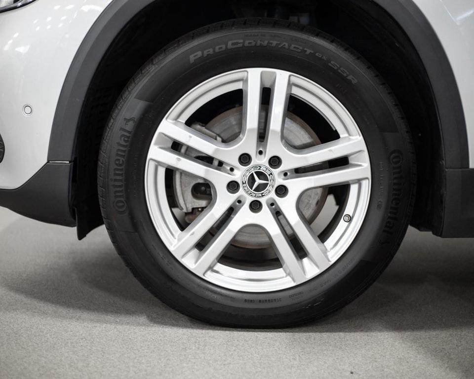 used 2023 Mercedes-Benz GLA 250 car, priced at $34,890