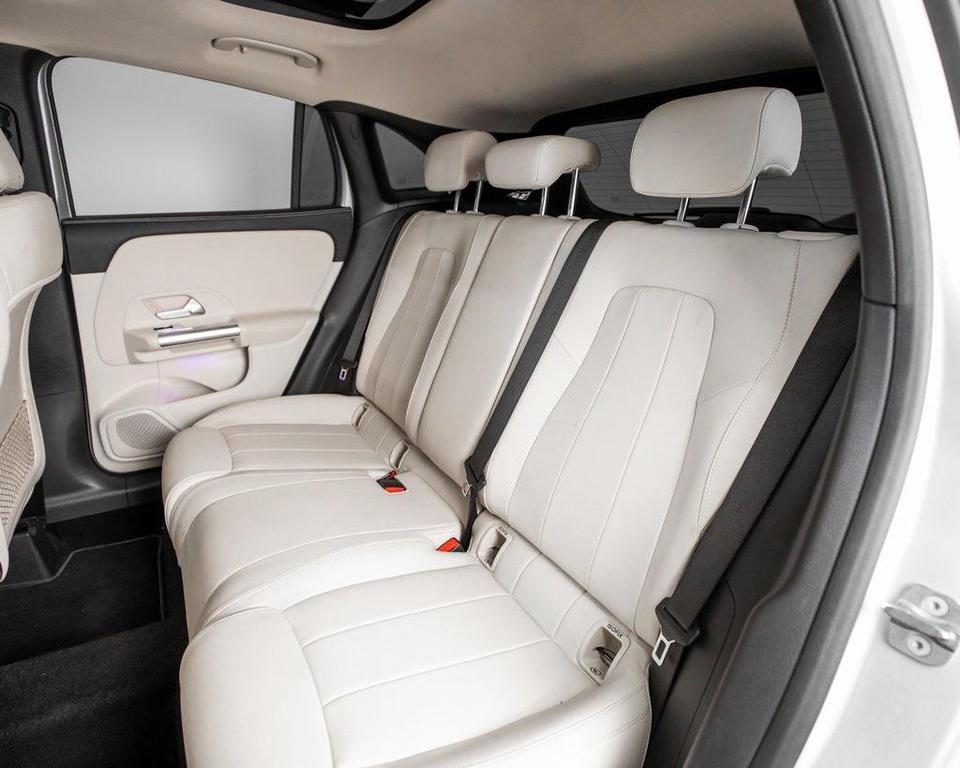 used 2023 Mercedes-Benz GLA 250 car, priced at $34,890