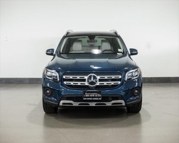 used 2022 Mercedes-Benz GLB 250 car, priced at $32,390