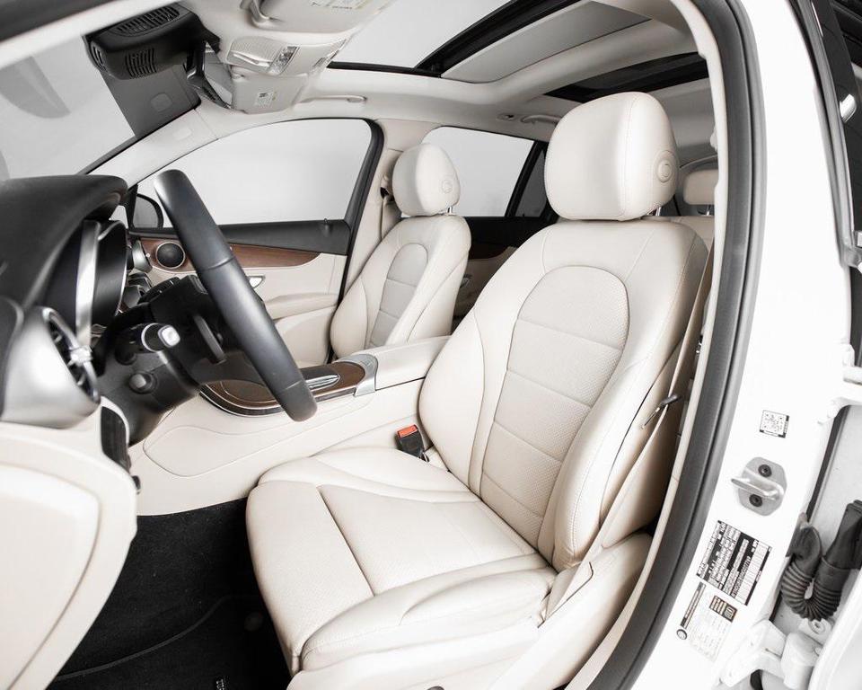 used 2022 Mercedes-Benz GLC 300 car, priced at $32,790