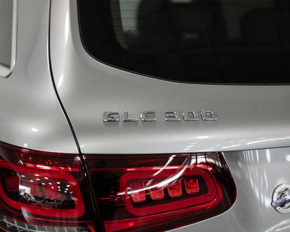 used 2021 Mercedes-Benz GLC 300 car, priced at $33,890