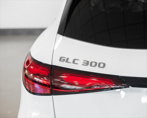 new 2025 Mercedes-Benz GLC 300 car, priced at $60,035