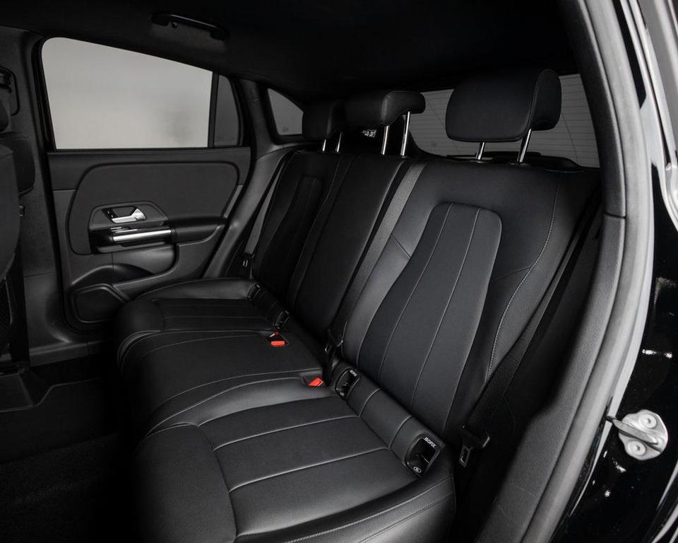 used 2022 Mercedes-Benz GLA 250 car, priced at $27,490