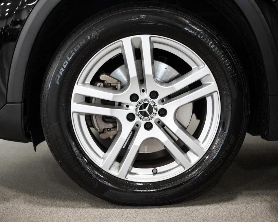 used 2022 Mercedes-Benz GLA 250 car, priced at $27,490