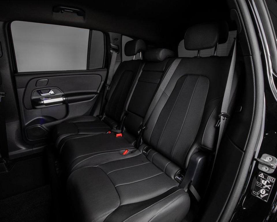 used 2025 Mercedes-Benz GLB 250 car, priced at $48,295