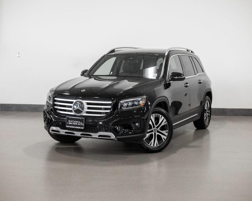used 2025 Mercedes-Benz GLB 250 car, priced at $48,295