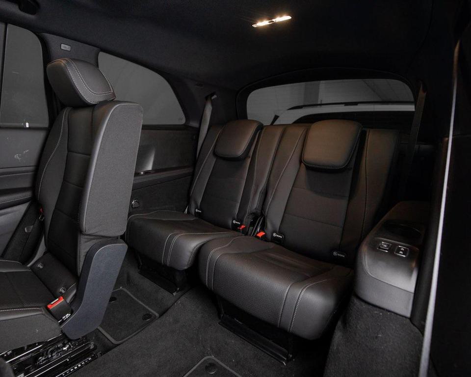 used 2025 Mercedes-Benz GLS 450 car, priced at $86,615