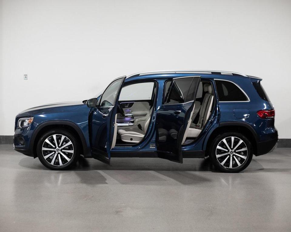 used 2023 Mercedes-Benz GLB 250 car, priced at $35,690