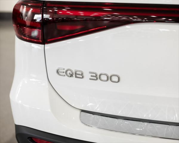 new 2024 Mercedes-Benz EQB 300 car, priced at $67,595