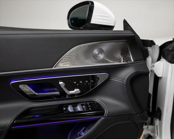 used 2023 Mercedes-Benz AMG SL 43 car, priced at $89,890