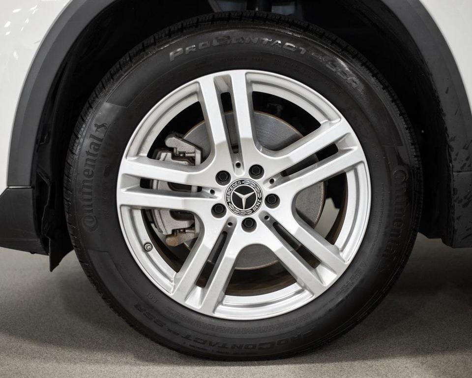 used 2022 Mercedes-Benz GLA 250 car, priced at $30,890