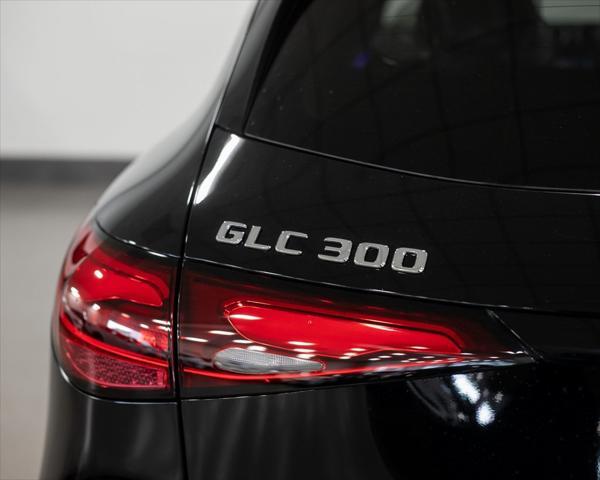 new 2025 Mercedes-Benz GLC 300 car, priced at $54,705