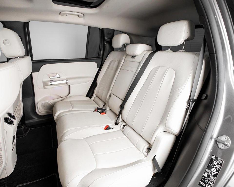 used 2022 Mercedes-Benz GLB 250 car, priced at $31,890