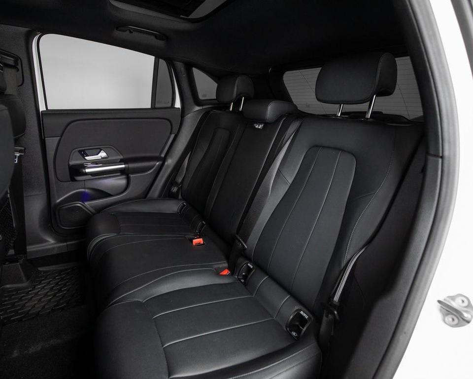 used 2022 Mercedes-Benz GLA 250 car, priced at $32,390