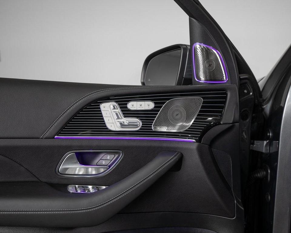 used 2025 Mercedes-Benz GLS 450 car, priced at $99,995