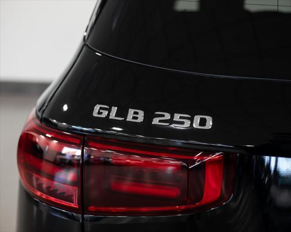 new 2024 Mercedes-Benz GLB 250 car, priced at $53,215