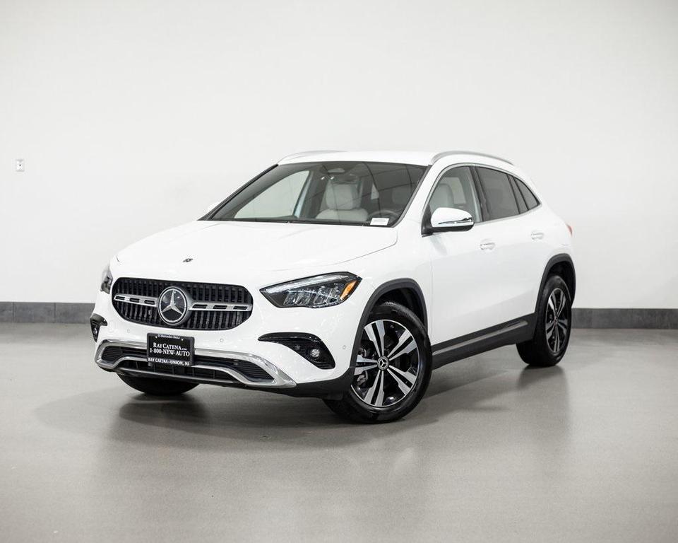 used 2025 Mercedes-Benz GLA 250 car, priced at $40,890
