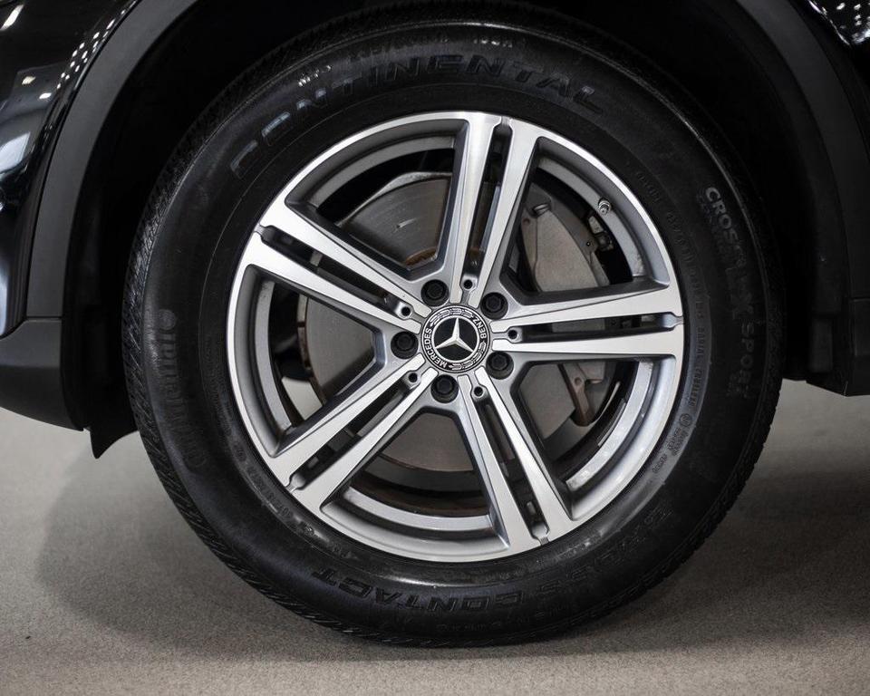 used 2021 Mercedes-Benz GLC 300 car, priced at $28,995