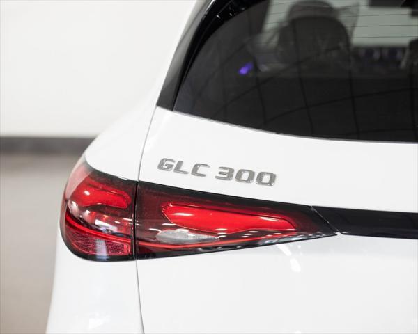 new 2025 Mercedes-Benz GLC 300 car, priced at $59,355